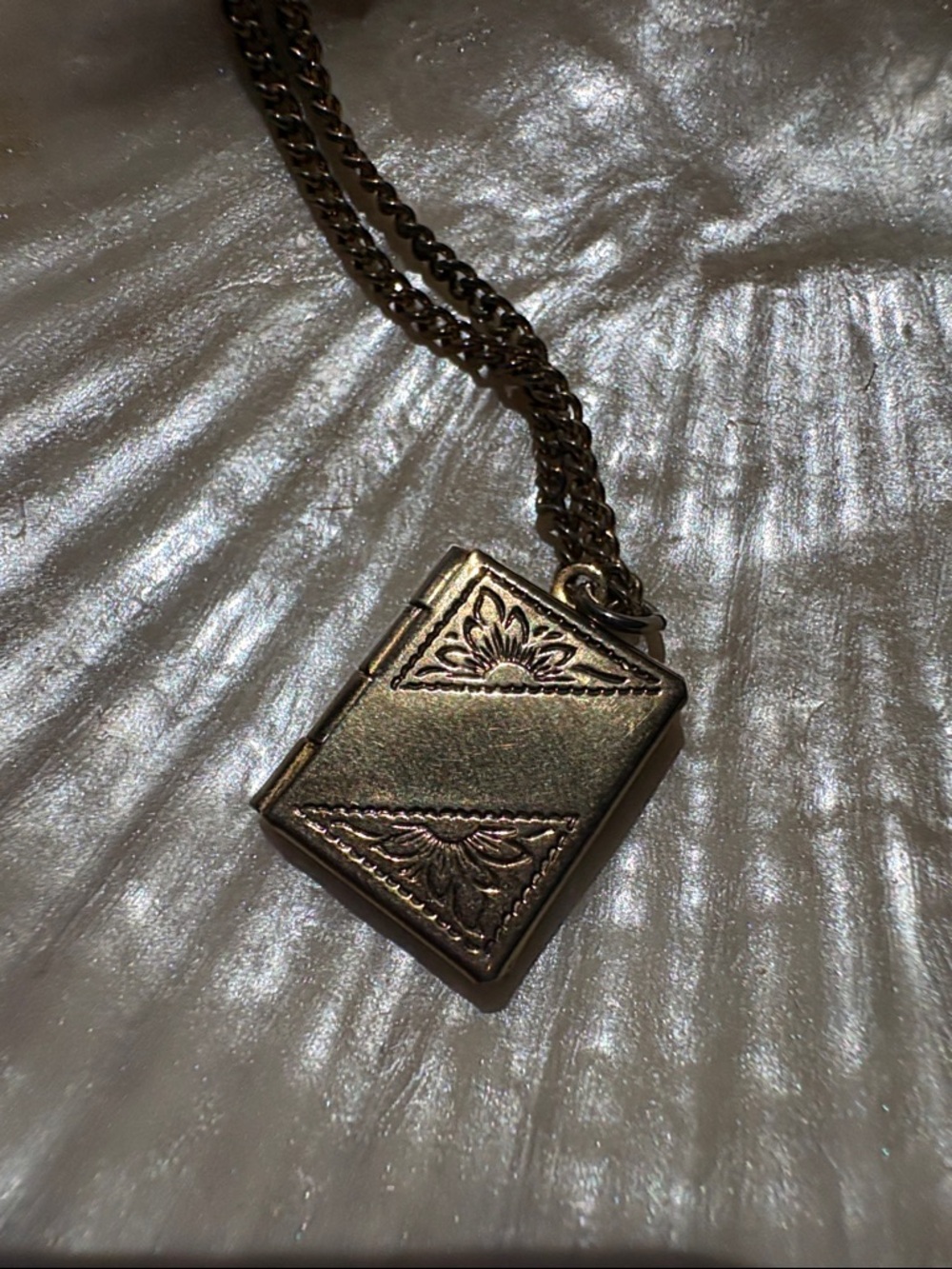 Vintage Sarah Cov Book Locket Pendant Necklace